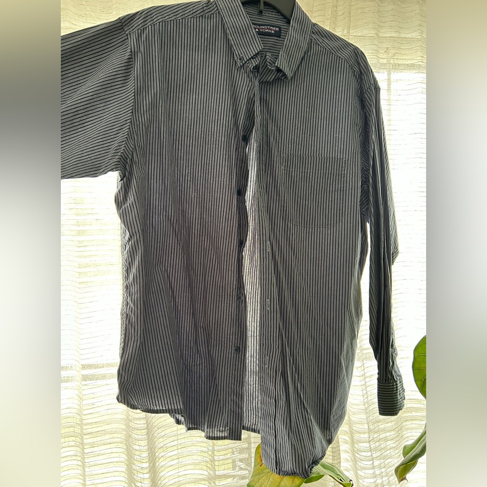 Roundtree & Yorke Black and White Striped Shirt